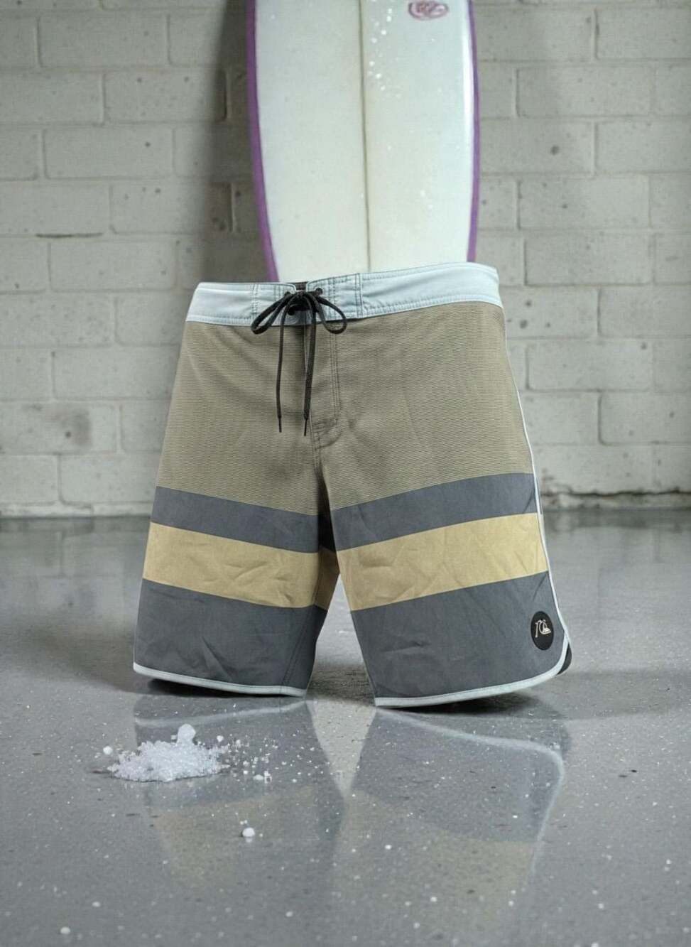 Quiksilver Striped Board Shorts size 36